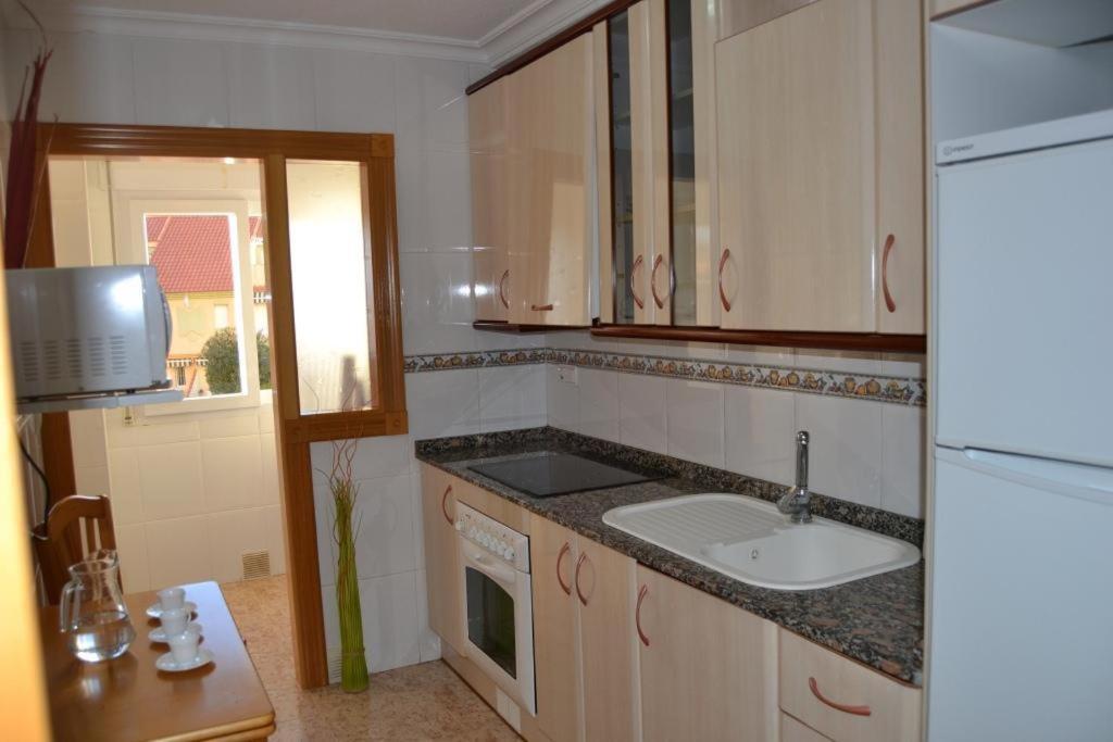 Apartamentos Turísticos Puerto Tomás Maestre La Manga del Mar Menor Quarto foto