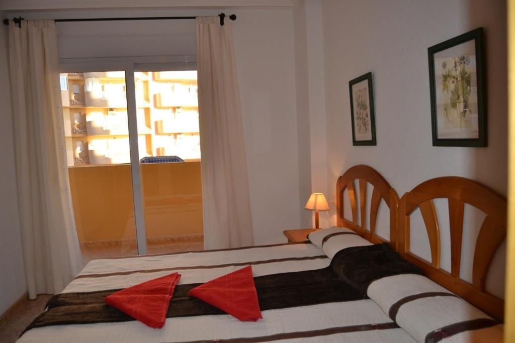 Apartamentos Turísticos Puerto Tomás Maestre La Manga del Mar Menor Quarto foto