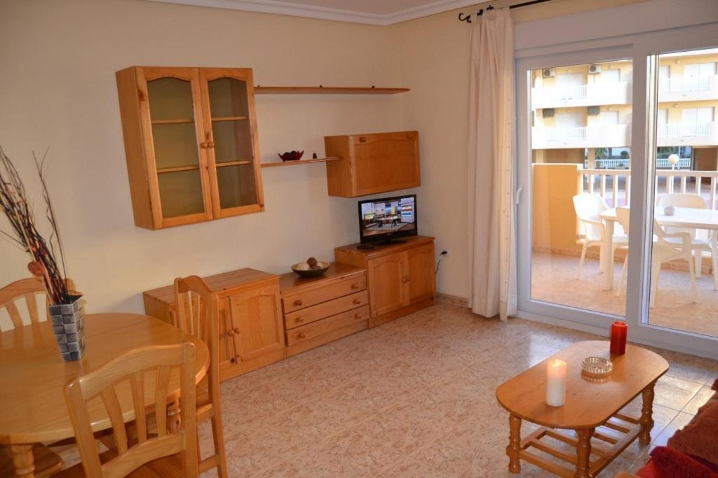 Apartamentos Turísticos Puerto Tomás Maestre La Manga del Mar Menor Quarto foto