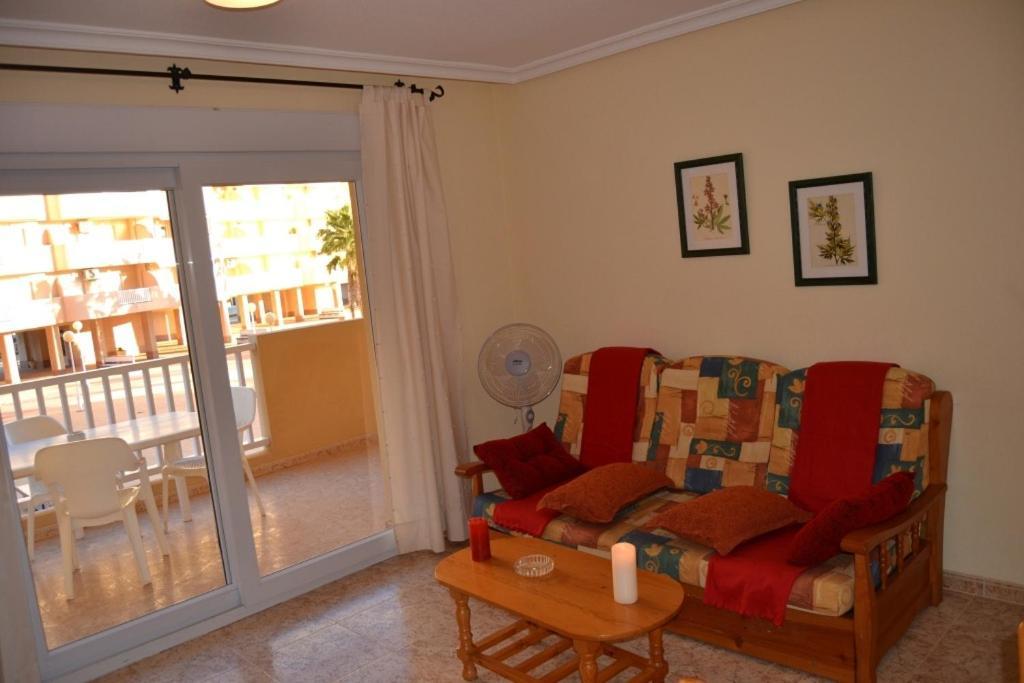 Apartamentos Turísticos Puerto Tomás Maestre La Manga del Mar Menor Quarto foto