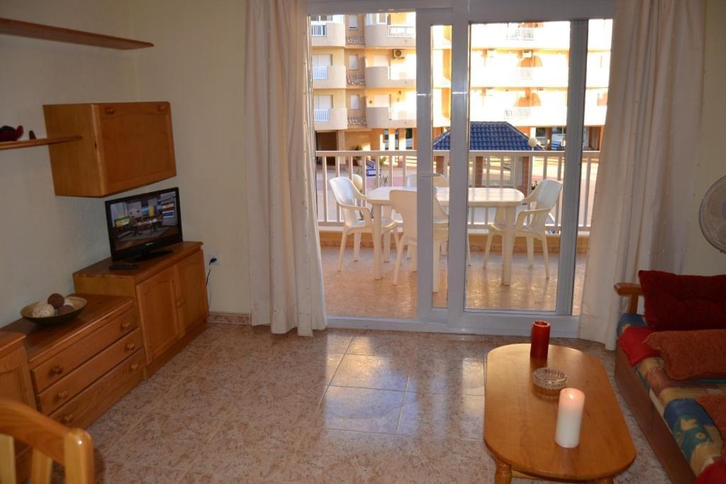 Apartamentos Turísticos Puerto Tomás Maestre La Manga del Mar Menor Quarto foto
