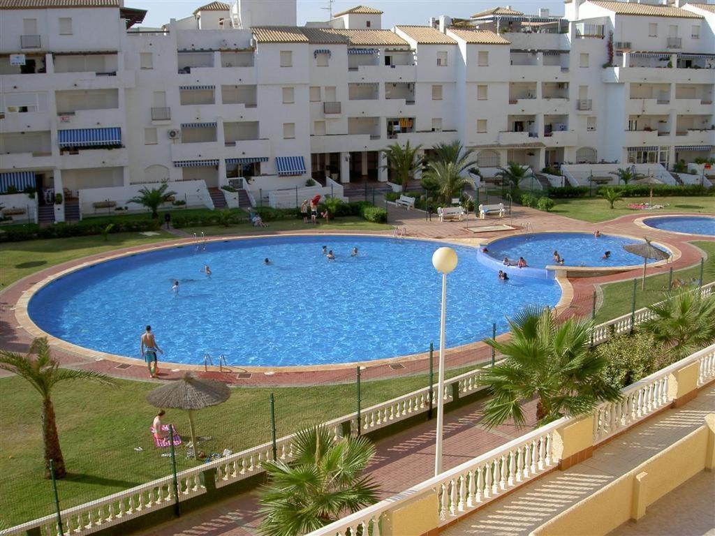 Apartamentos Turísticos Puerto Tomás Maestre La Manga del Mar Menor Exterior foto